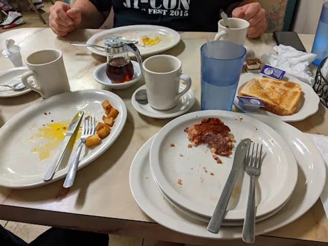 Mary's Purple Rose Cafe & Diner