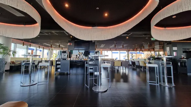 The VIEW Skylounge & Bar