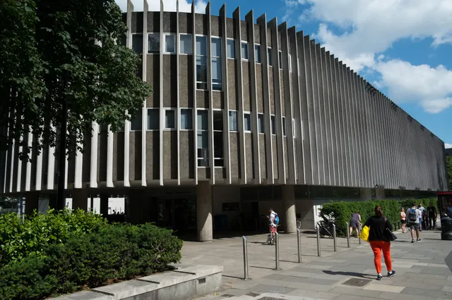 Swiss Cottage Library