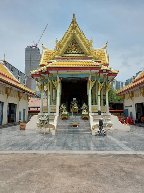 Wat Bang Sakae Nok