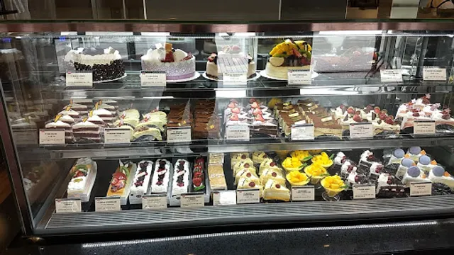 85C Bakery Cafe - Koreatown