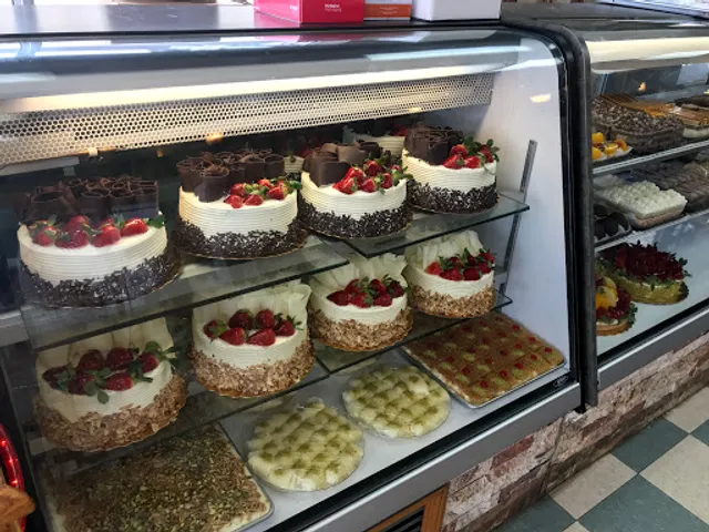 Le Roi Pasteries & Bakery