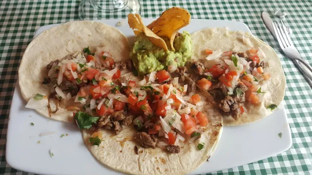 Restaurant Bar "Plaza Leza"