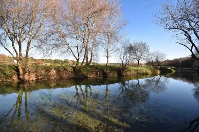 River beach Olhos de Água