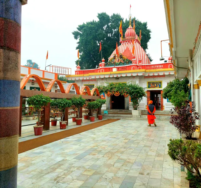 Naya Hanuman Temple Lucknow