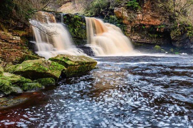 Crammel Linn (Waterfall)