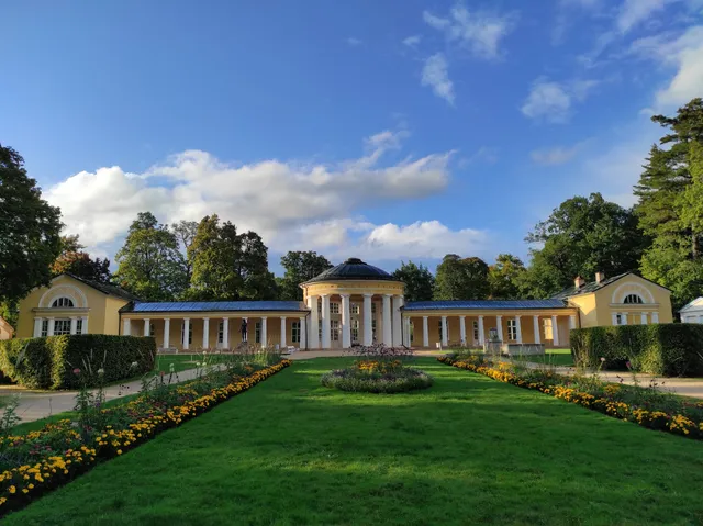 Ferdinand Spring Colonnade