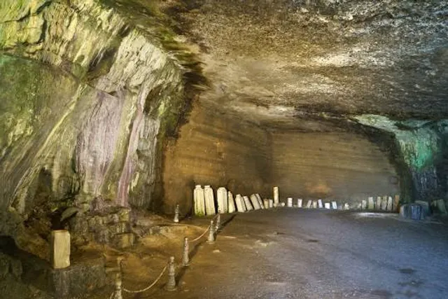 Cehennemağzı Cave