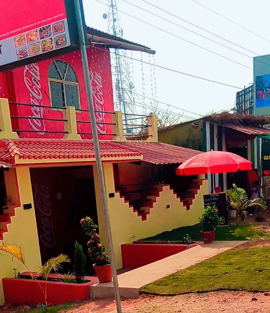 LOBO BAR & RESTAURANT