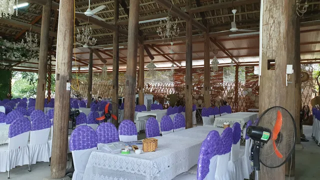 Nhà Hàng Thu Cúc Garden