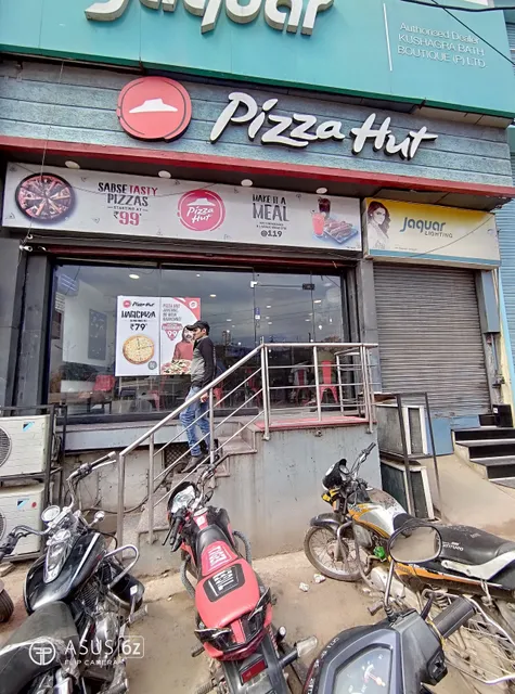 Pizza Hut | Phool Bagh Lashkar, Gwalior