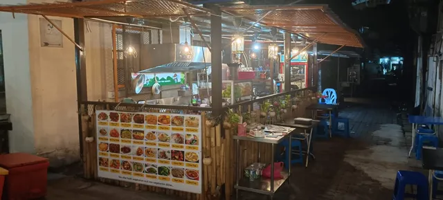 Famous Fried Rice (Ray Power Corner)