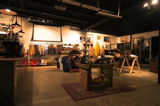 Iron and Resin Garage