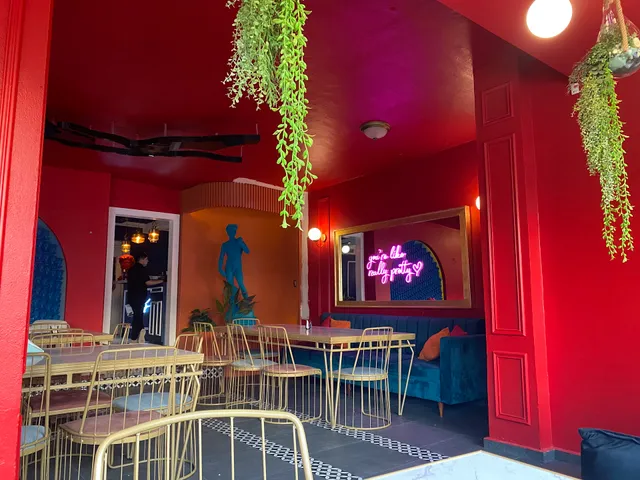 Fedora Gallery & Coffee