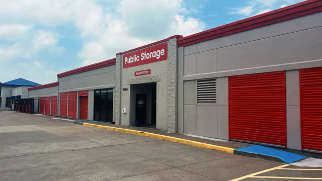 Public Storage