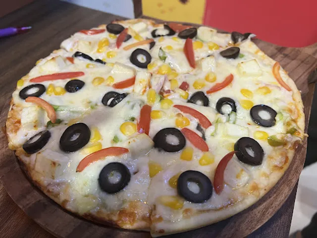 The Pizza Dine (Kasindra)