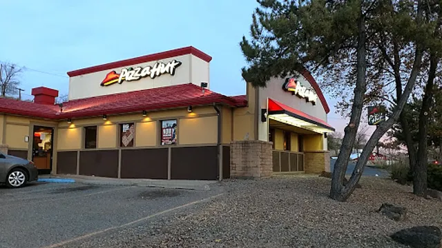 Pizza Hut