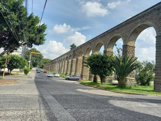 Acueducto De Guadalajara