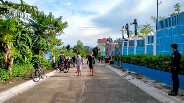 NARUTO STATUES (ANIME STREET)