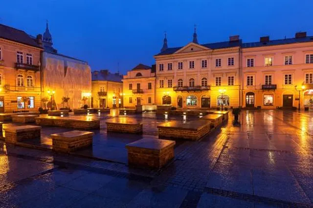 Piotrków Trybunalski Market Square