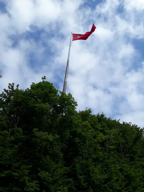 Bayrak Tepe Tabiat Parkı