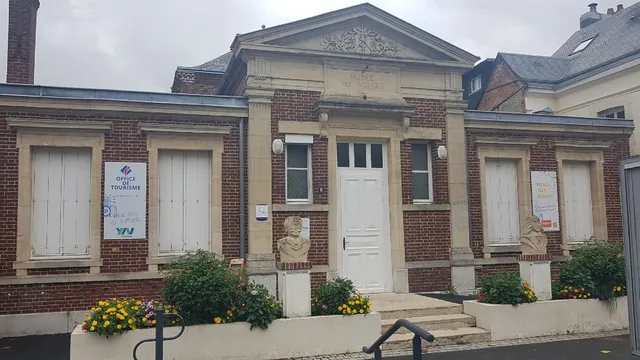 Musee Municipal Des Ivoires
