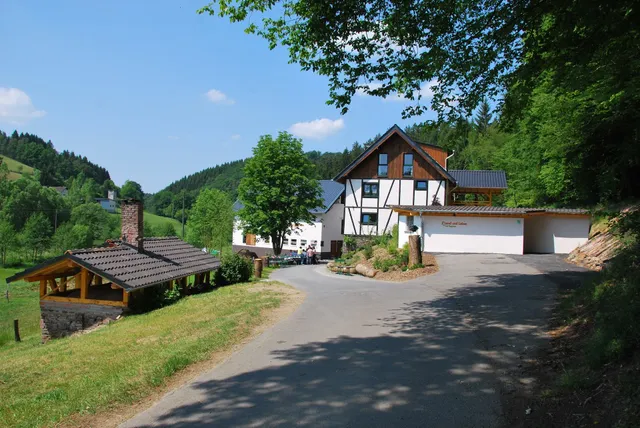 Ferienwohnung Land & Leben - Frank und Birgit Euteneuer