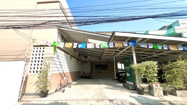 Relax Inn DMK - Airport Hostel