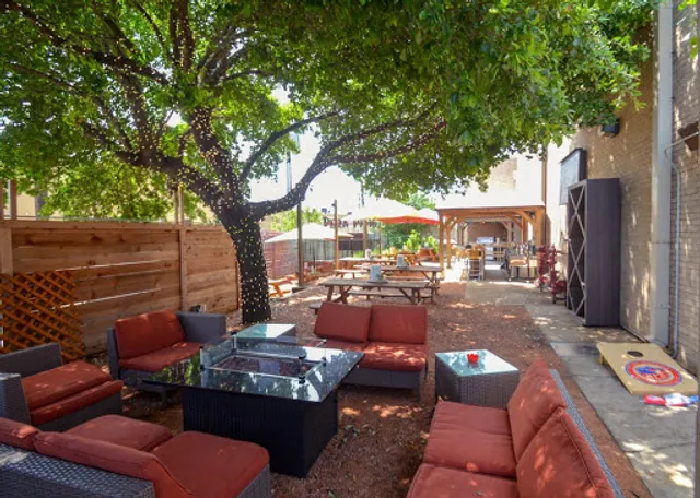 Ferrari's Italian Villa & Chop House