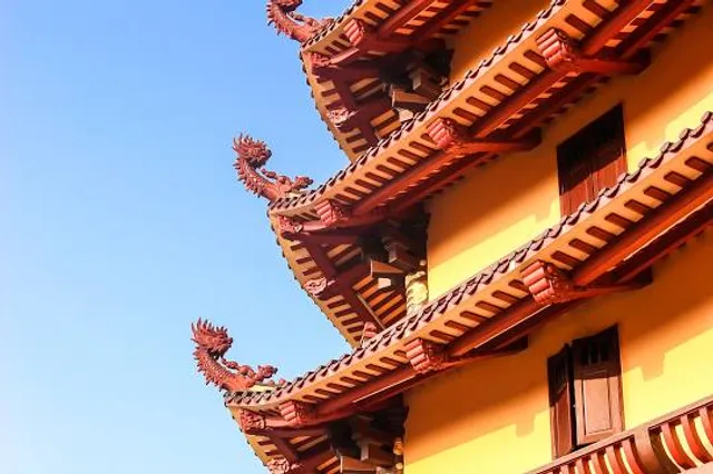 Chùa Phật Ngọc Xá Lợi Vĩnh Long