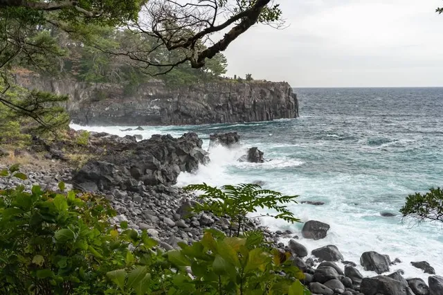 New York Lamp Museum & Flower Garden