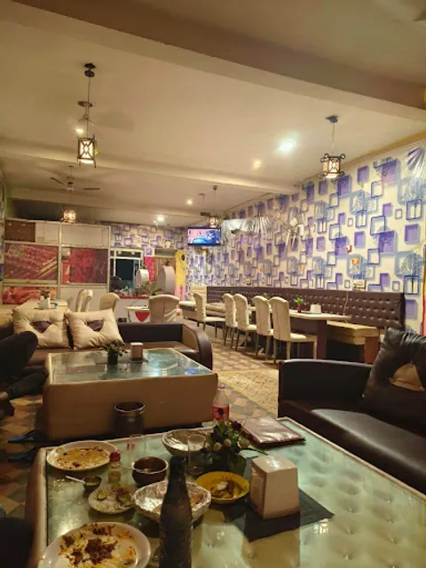 The lazeez restaurant