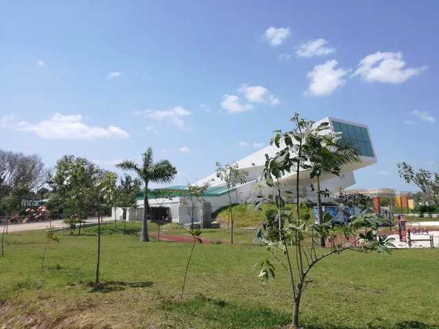 University Museum of Life