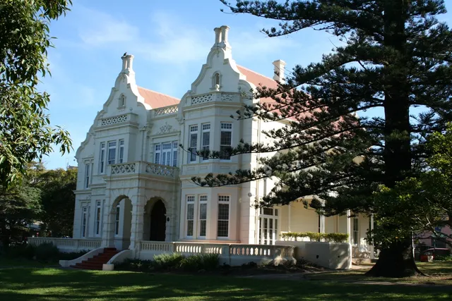 Ann Bryant Art Gallery