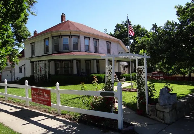 Victory Inn Bed and Breakfast