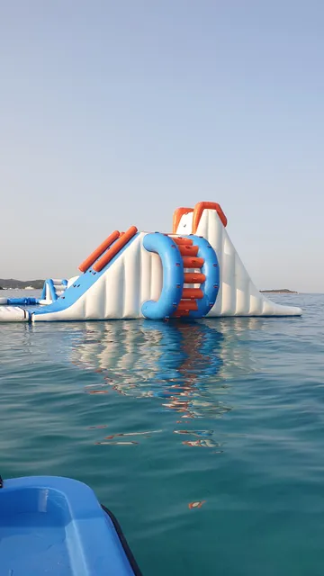 Smeralda Beach liscia ruja