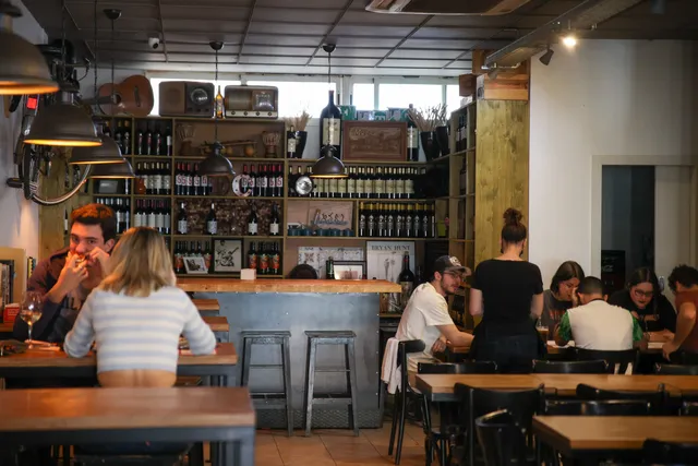 Dando Caña. Cervecería