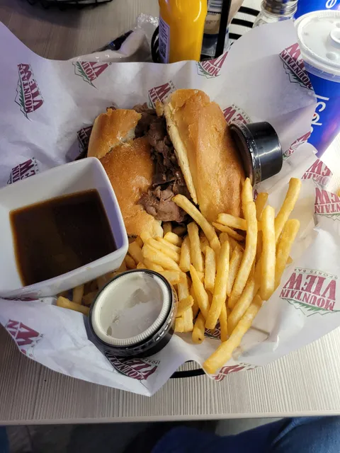 10 Barrel Brewing Co. Hop Yard