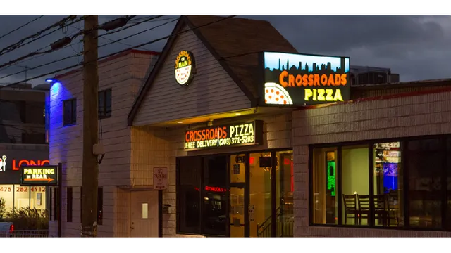 Crossroads Pizza