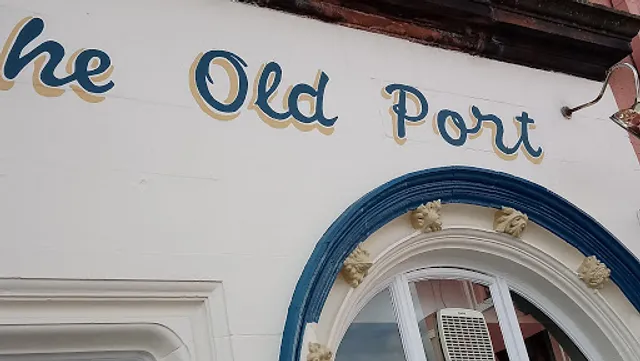 The Old Port Bar