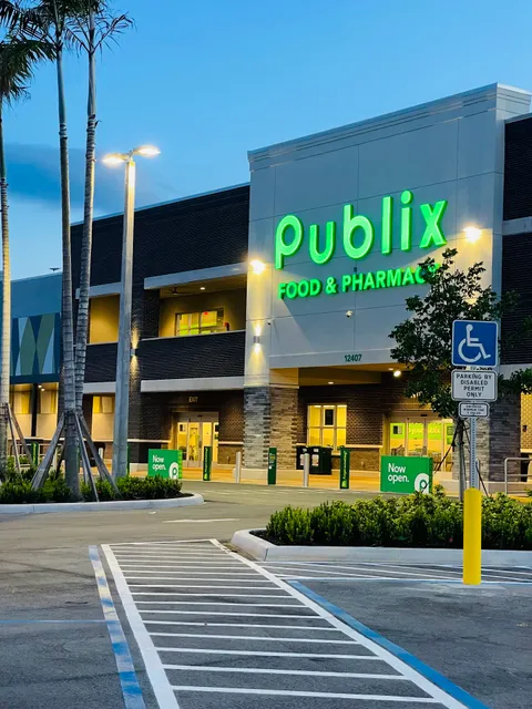 Publix Super Market at Riverland Town Center