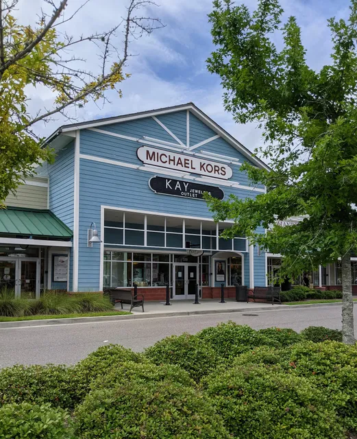 Tanger Hilton Head 1