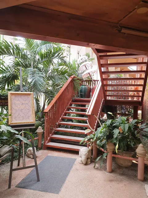 Thailodge