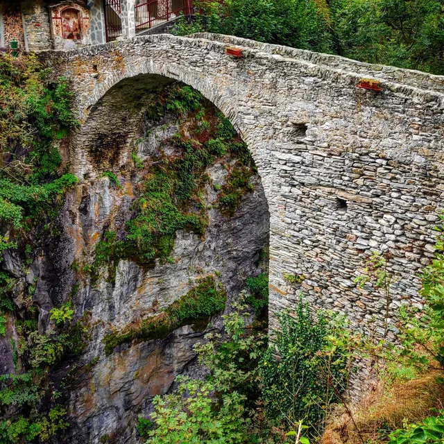 Ponte romanico