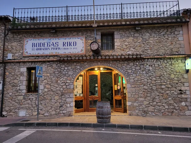 Bodegas Riko y Loterías