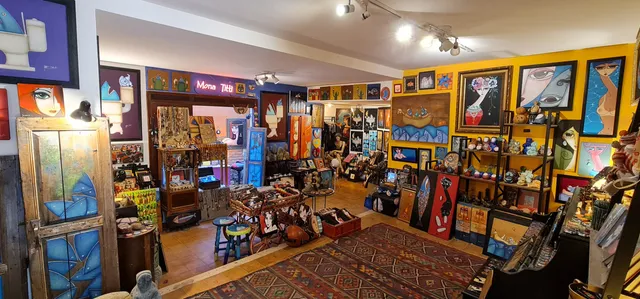 Mona Titti Art Gallery