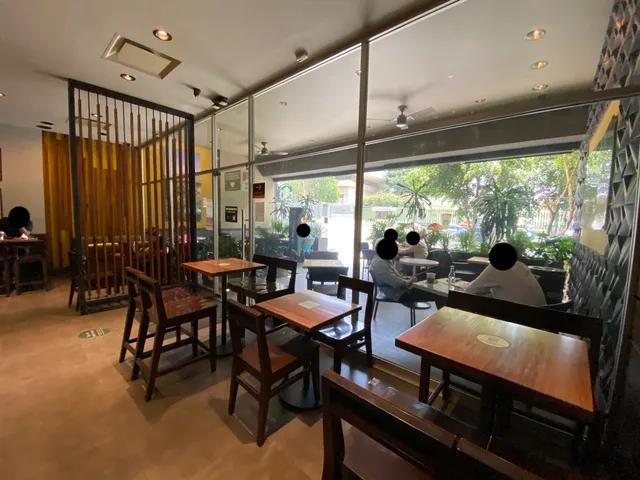 Starbucks Gran San Jerónimo