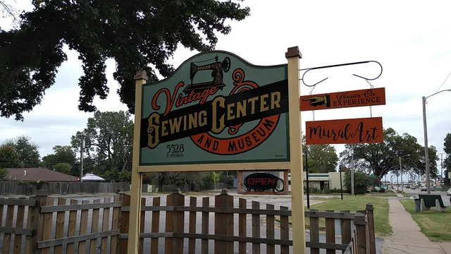 Vintage Sewing Machine Museum