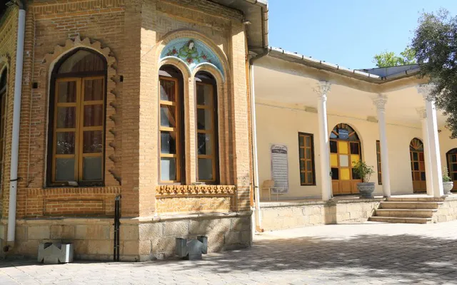 Falahahti Palace