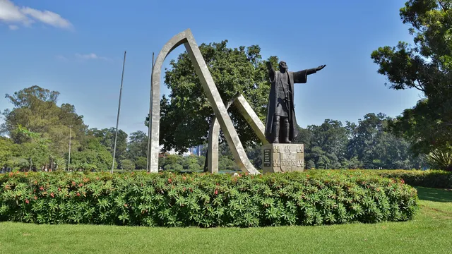 Monumento a Pedro Álvares Cabral